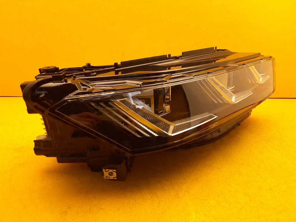 Frontscheinwerfer VW Touareg 761941082P LED Rechts Scheinwerfer Headlight
