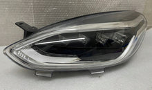 Load image into Gallery viewer, Frontscheinwerfer Ford Fiesta H1BB-13E015-AE LED Links Scheinwerfer Headlight