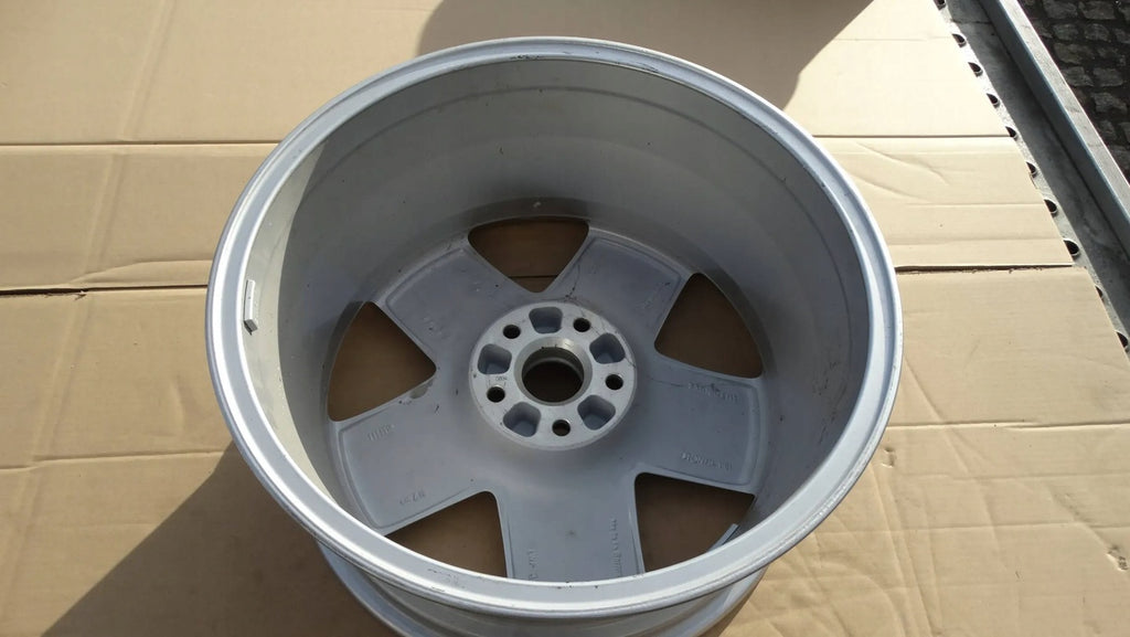 1x Alufelge 18 Zoll 4E0601025M Audi A8 Rim Wheel