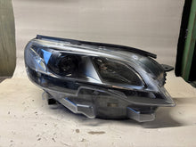Laden Sie das Bild in den Galerie-Viewer, Frontscheinwerfer Peugeot Expert 9808235780 Xenon Rechts Scheinwerfer Headlight SCH7780435076qo
