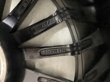 Laden Sie das Bild in den Galerie-Viewer, 1x Alufelge 17 Zoll 7.0&quot; 5x100 46ET 5JA601025AJ Skoda Fabia Iii Rim Wheel