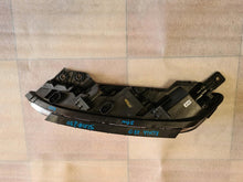 Load image into Gallery viewer, Frontscheinwerfer Hyundai Kona 92208J9000 Rechts Scheinwerfer Headlight SCH4776956539tu