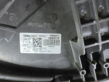 Laden Sie das Bild in den Galerie-Viewer, Frontscheinwerfer Dacia Duster 260603515R LED Links Scheinwerfer Headlight