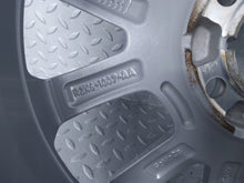 Load image into Gallery viewer, 1x Alufelge 16 Zoll 5x120 R2X61007AA Ford Courier Rim Wheel FEL3272231971xv