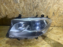 Laden Sie das Bild in den Galerie-Viewer, Frontscheinwerfer Mercedes-Benz Sprinter A9109060000 Links Headlight SCH6797140024ba