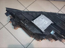 Load image into Gallery viewer, Frontscheinwerfer Skoda Octavia III 5E1941015F Links Scheinwerfer Headlight SCH3251468113xh