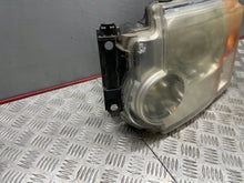 Laden Sie das Bild in den Galerie-Viewer, Frontscheinwerfer Land Rover III Discovery 957523 Links Scheinwerfer Headlight SCH9125086278ms