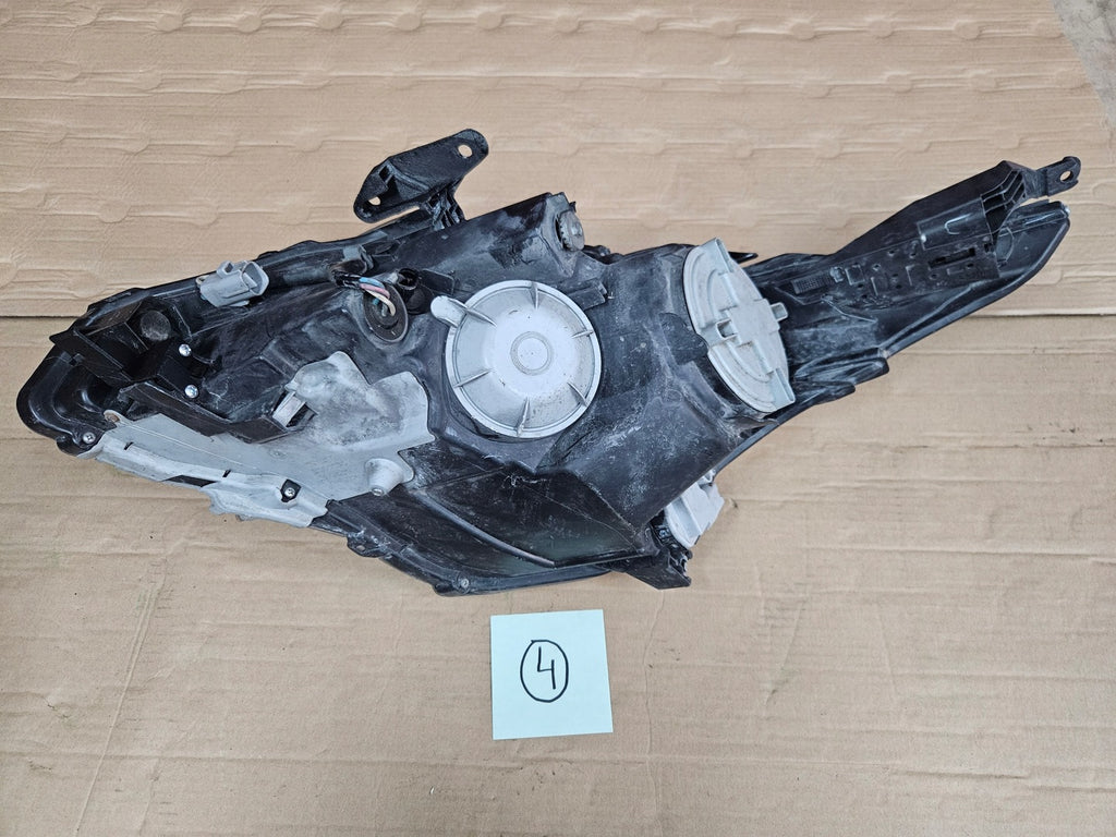 Frontscheinwerfer Toyota Avensis Rechts Scheinwerfer Headlight SCH5186069510ix