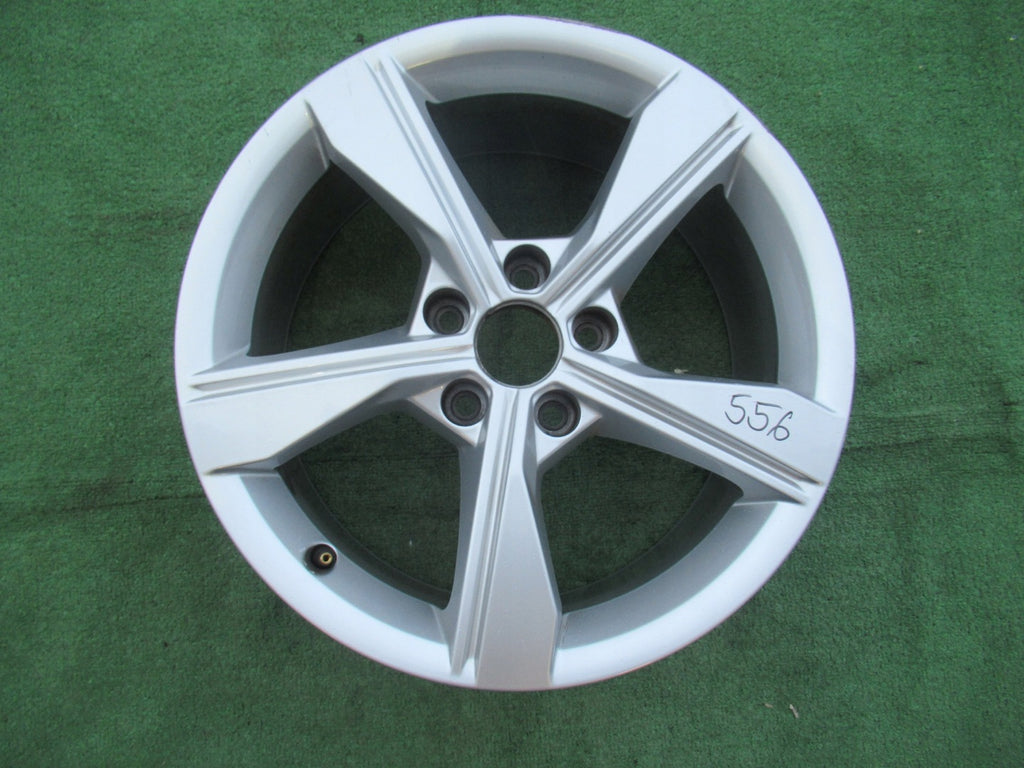 1x Alufelge 17 Zoll 7.5" 5x112 38ET Glanz Silber 8W0601025 Audi C7 A4 B9