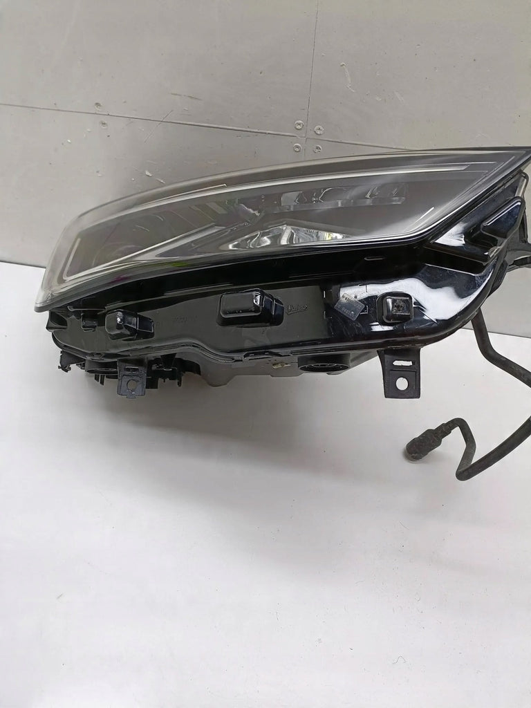 Frontscheinwerfer Seat Tarraco 5FJ941008E 90143461 Rechts Scheinwerfer Headlight