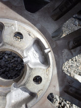Load image into Gallery viewer, 1x Alufelge 17 Zoll 6.5" 4x100 13346661 Hyundai Rim Wheel FEL5612552086sw