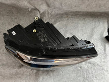 Laden Sie das Bild in den Galerie-Viewer, Frontscheinwerfer Audi Etron 89A941034 Full LED Rechts Scheinwerfer Headlight