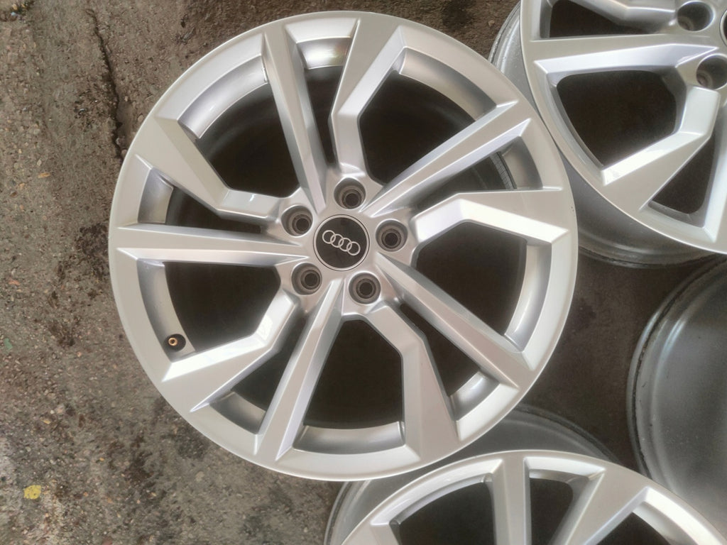 4x Alufelge 18 Zoll 8.5" 5x112 50ET Glanz Silber 8S0601025AN Audi Tt Rim Wheel FEL5825374094sj