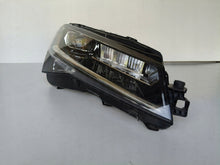 Laden Sie das Bild in den Galerie-Viewer, Frontscheinwerfer Skoda Superb III 3V1941016D Full LED Rechts Headlight
