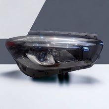 Laden Sie das Bild in den Galerie-Viewer, Frontscheinwerfer Mercedes-Benz W247 A2479061405 FULL LED Rechts Headlight