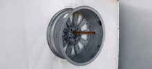 Load image into Gallery viewer, 1x Alufelge 17 Zoll 7.0" 5x112 40ET Glanz Silber 3G0601025D VW Passat B8 FEL6042342412pq