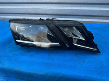 Laden Sie das Bild in den Galerie-Viewer, Frontscheinwerfer Skoda Octavia III 5E1941016D 5E1941015D LED Rechts Headlight SCH5545613924cf