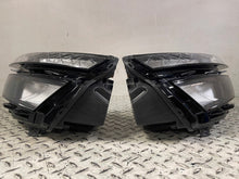 Laden Sie das Bild in den Galerie-Viewer, Frontscheinwerfer Skoda Kamiq 658941015 658941016 Ein Satz Headlight SCH2654681859yy