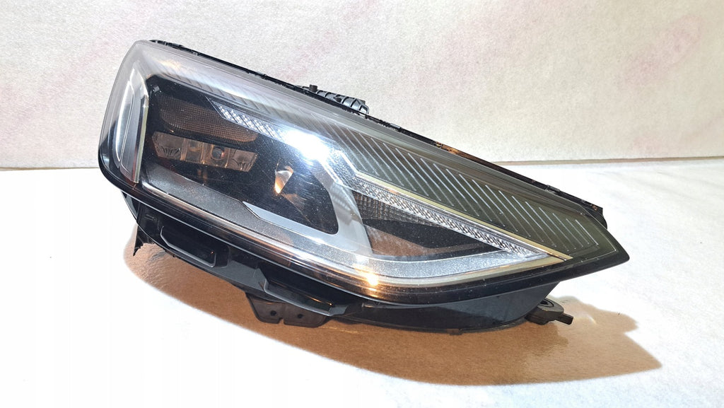 Frontscheinwerfer Audi A4 B9 8W0941012 LED Rechts Scheinwerfer Headlight