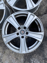 Laden Sie das Bild in den Galerie-Viewer, 1x Alufelge 17 Zoll 7.5" 5x120 KBA47512 BMW 1 Rim Wheel FEL7908030927sk