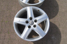 Load image into Gallery viewer, 1x Alufelge 17 Zoll 7.5&quot; 5x112 F0601025K Audi Rim Wheel