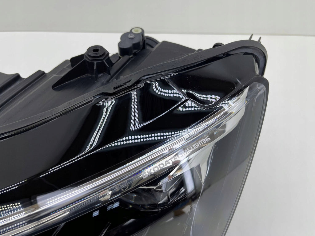 Frontscheinwerfer Skoda Scala 657941015A Full LED Links Scheinwerfer Headlight SCH6827160303pm