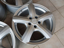 Load image into Gallery viewer, 4x Alufelge 17 Zoll 7.5&quot; 5x112 28ET Glanz Silber GP711MB Audi Allroad Rim Wheel