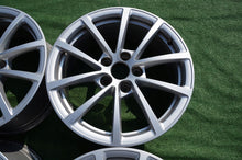 Laden Sie das Bild in den Galerie-Viewer, 4x Alufelge 17 Zoll 7.5" 5x112 36ET Glanz Silber 4K0601025 Audi A6 C7 B9 FEL9665231377ou