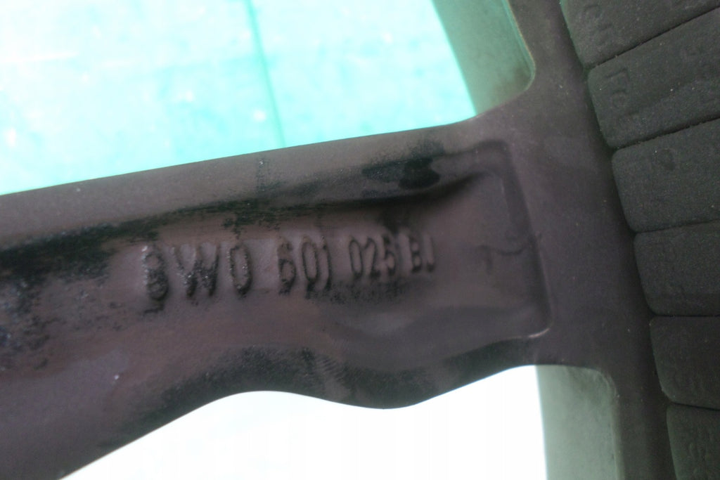 1x Alufelge 19 Zoll 8.5" 5x112 32ET 8W0601025BJ Audi A5 Rim Wheel