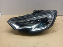 Load image into Gallery viewer, Frontscheinwerfer Audi A3 8V0941005E Xenon Ein Stück (Rechts oder Links)