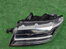 Laden Sie das Bild in den Galerie-Viewer, Frontscheinwerfer VW Crafter 7C1941035 Links Scheinwerfer Headlight SCH9528905659dn