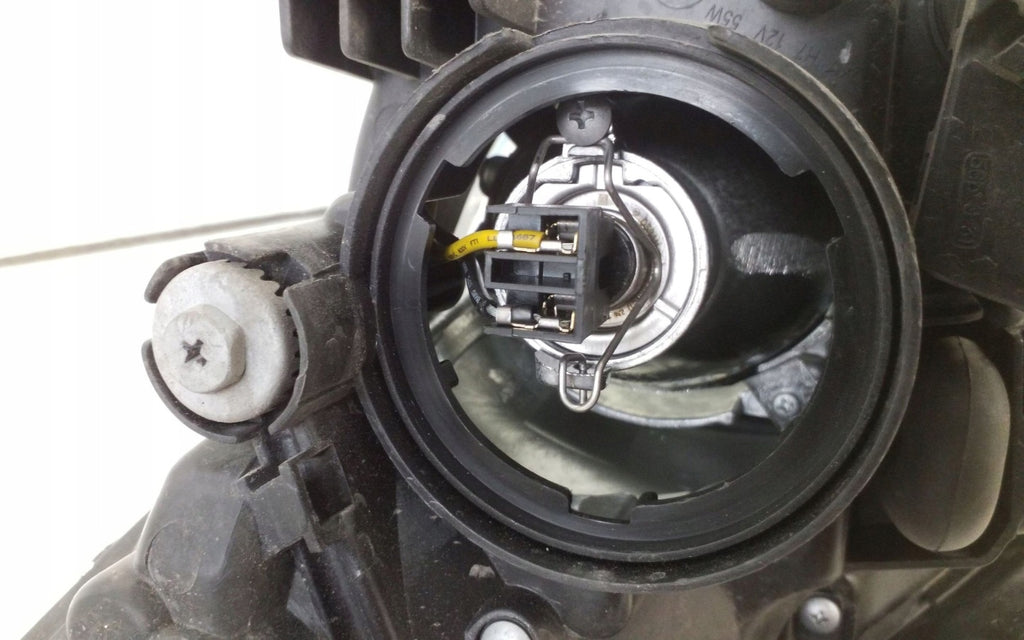 Frontscheinwerfer Hyundai I30 083211143R Rechts Scheinwerfer Headlight SCH6975720775nn