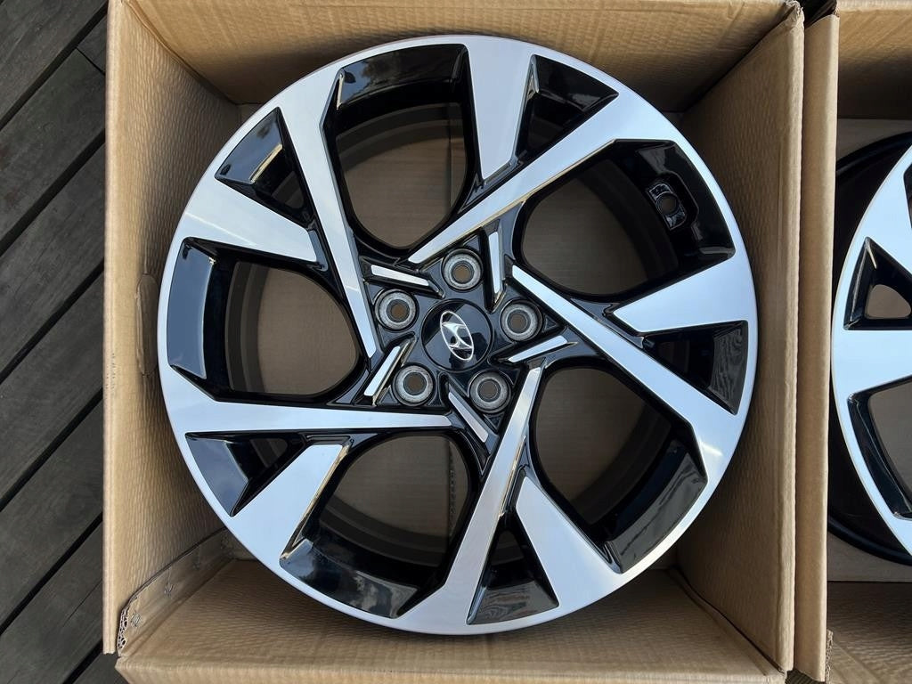 4x Alufelge 18 Zoll 7.5" 5x114.3 52ET Glanz Schwarz 52910-J9800 Hyundai Sonata FEL4470035211wp