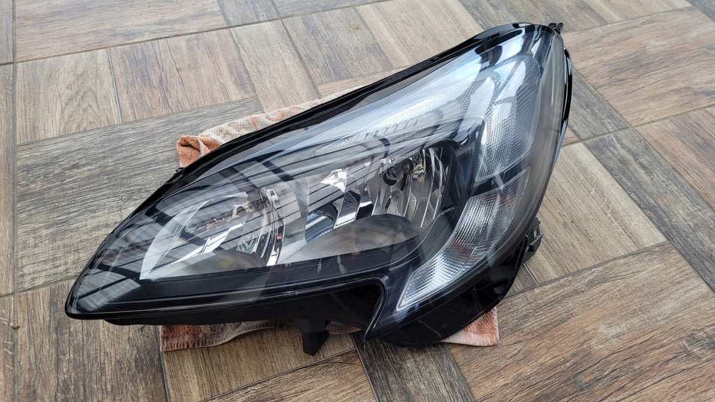 Frontscheinwerfer Opel Corsa E 13381335LH Links Scheinwerfer Headlight