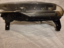 Laden Sie das Bild in den Galerie-Viewer, Frontscheinwerfer Renault Captur 260604753R Links Scheinwerfer Headlight SCH2277824572cq