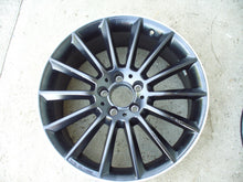 Load image into Gallery viewer, 1x Alufelge 19 Zoll 8.5" 5x112 55ET A1184010300 Mercedes-Benz Cla X118 C118 FEL2215183910zr