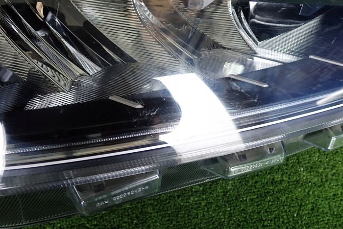 Frontscheinwerfer Ford Focus NX7B-13E014-CD Rechts Scheinwerfer Headlight SCH7438653640ut