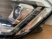 Laden Sie das Bild in den Galerie-Viewer, Frontscheinwerfer VW Caddy 2K1941031B LED Links Scheinwerfer Headlight SCH8776613278tn