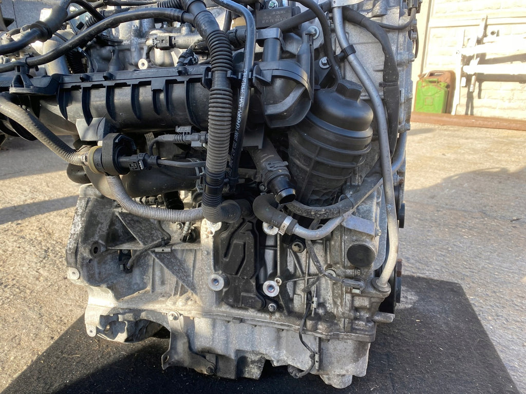 Motor Mercedes-Benz Cla 270910 1.6 Benzin Engine Komplett