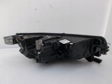 Laden Sie das Bild in den Galerie-Viewer, Frontscheinwerfer Skoda Octavia 03011182330 5E4941015A Links Headlight SCH6728111244sk