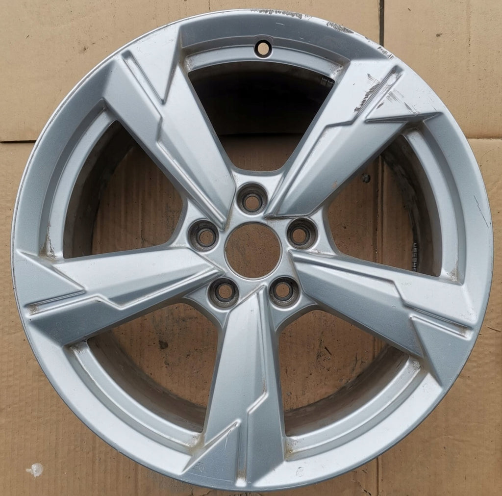 1x Alufelge 18 Zoll 8.0" 5x112 39ET Glanz Silber 4K0601025 Audi A6 C8 Rim Wheel FEL9323975917nq