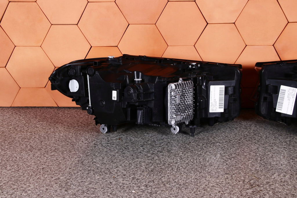 Frontscheinwerfer BMW G31 G30 8499111 8499112 Ein Stück (Rechts oder Links) SCH9762854799yu