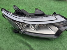 Laden Sie das Bild in den Galerie-Viewer, Frontscheinwerfer Mitsubishi Outlander III 8301C8-64 Full LED Rechts Headlight