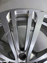 Laden Sie das Bild in den Galerie-Viewer, 1x Alufelge 20 Zoll 9.0" 5x112 40ET Glanz Silber 4N0601025Q Audi Rim Wheel FEL1961982368ze