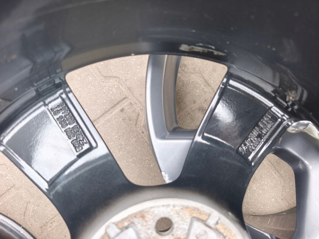 1x Alufelge 18 Zoll 7.5" 5x112 51ET Glanz Silber 8V0601025BT Audi A3 Rim Wheel FEL4840770060dt