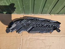 Load image into Gallery viewer, Frontscheinwerfer P0227070 V2994835722 Rechts Scheinwerfer Headlight SCH8701534817ok