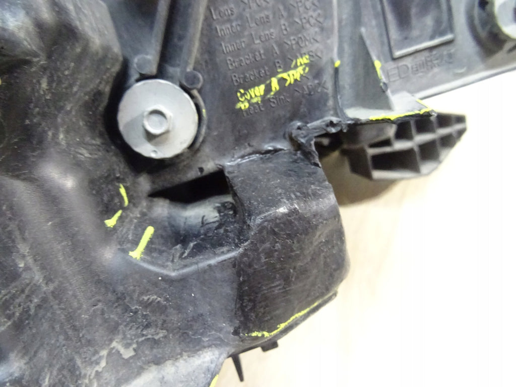 Frontscheinwerfer Toyota Land Cruiser LED Ein Stück (Rechts oder Links)