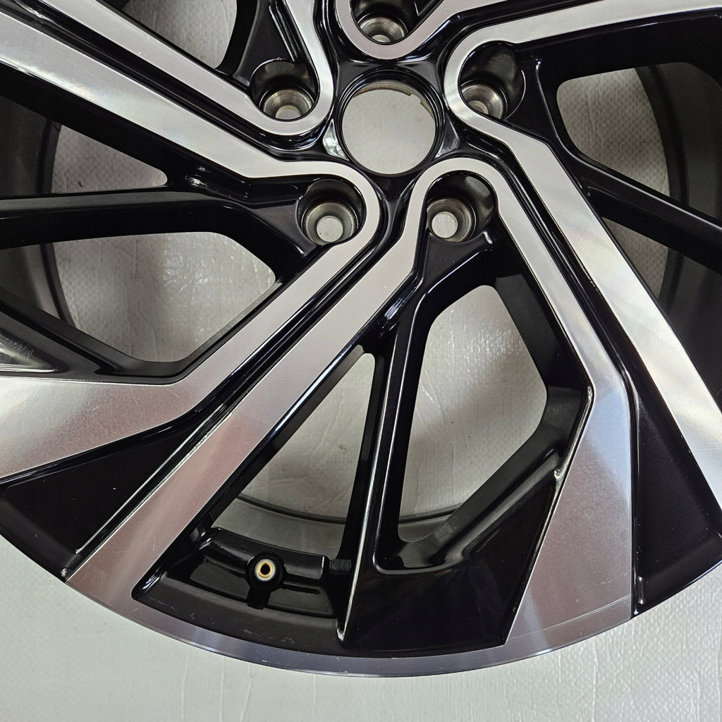1x Alufelge 20 Zoll 8.0" 5x114.3 40ET 6UA6A Nissan X-Trail I Qashqai III J12 FEL8208795193rx