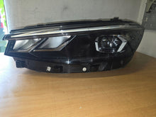 Laden Sie das Bild in den Galerie-Viewer, Frontscheinwerfer VW Passat 3J1941005 Links Scheinwerfer Headlight SCH4169010977wb