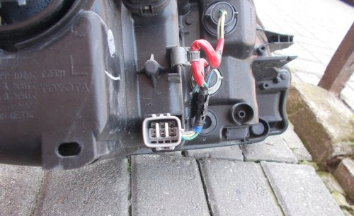 Frontscheinwerfer Toyota Yaris Links Scheinwerfer Headlight